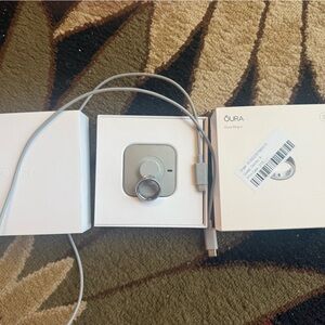 Oura Ring in Shiny Silver